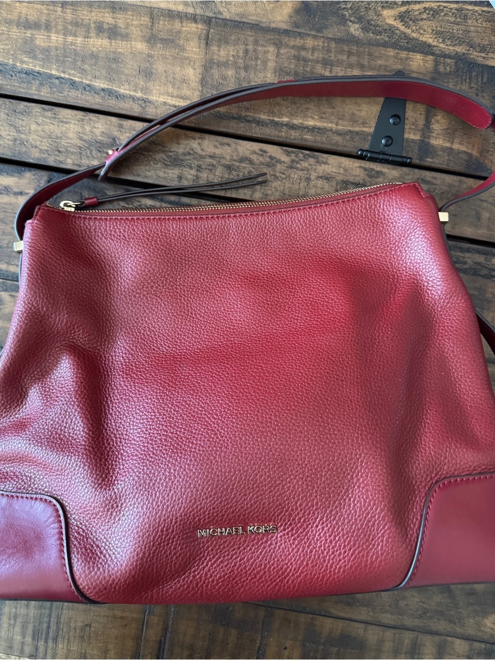 Michael Kors Crosby Large Pebbled Leather Shoulder Bag in Oxblood/Burgundy